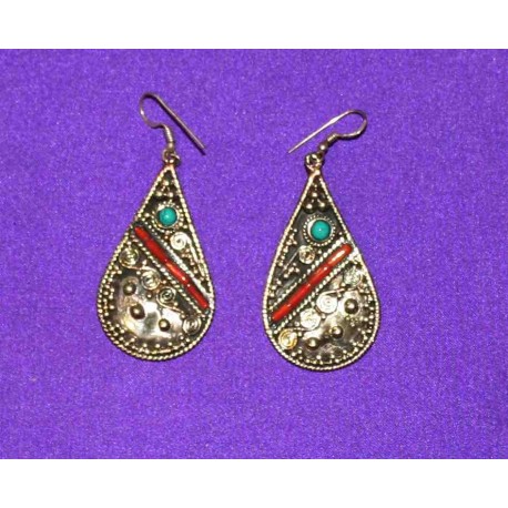 Handmade Earrings in White Metal from Nepal