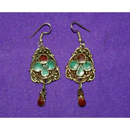 Handmade Earrings in White Metal from Nepal