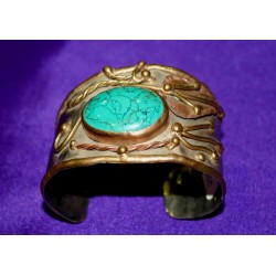 Bronze bracelet with Semiprecious Stone