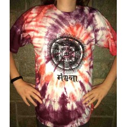 T-shirt painted with tie dye technic from India