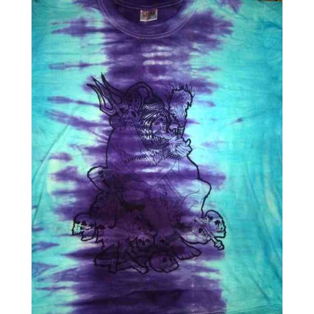 T-shirt painted with tie dye technic from India