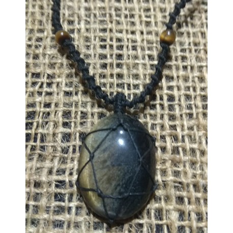 Tiger Eye makrame pendant