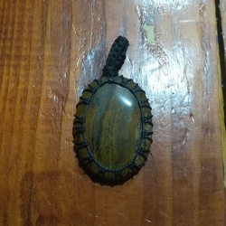 Tiger Eye makrame pendant