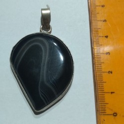 Agate pendant